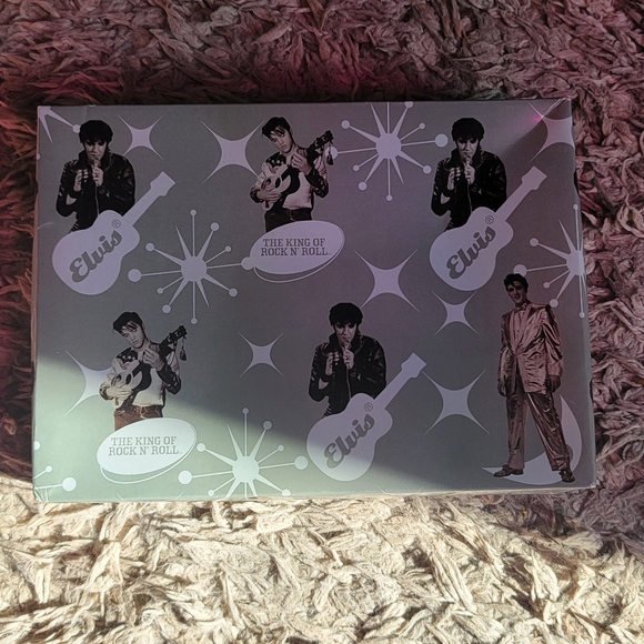 Elvis Presley Vintage Guitar Ornaments Set! - Picture 2 of 5